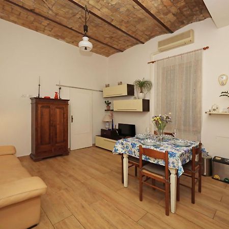 Casa Dalu A Roma Nel Cuore Di 오스티아안티카 외부 사진
